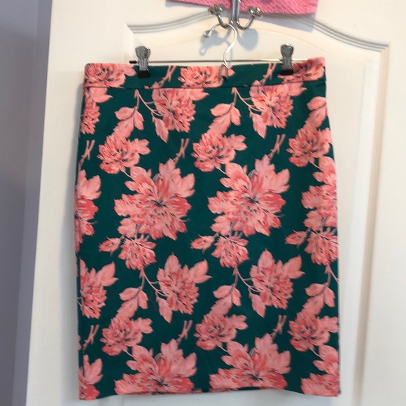J. Crew Dresses & Skirts - NWT J.Crew Floral Skirt.